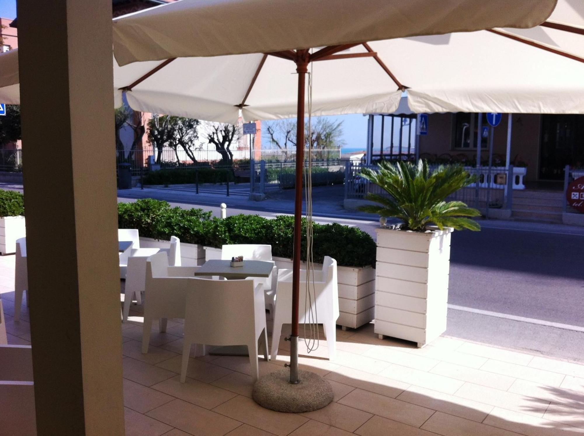 Residence Belmare Rimini Zewnętrze zdjęcie